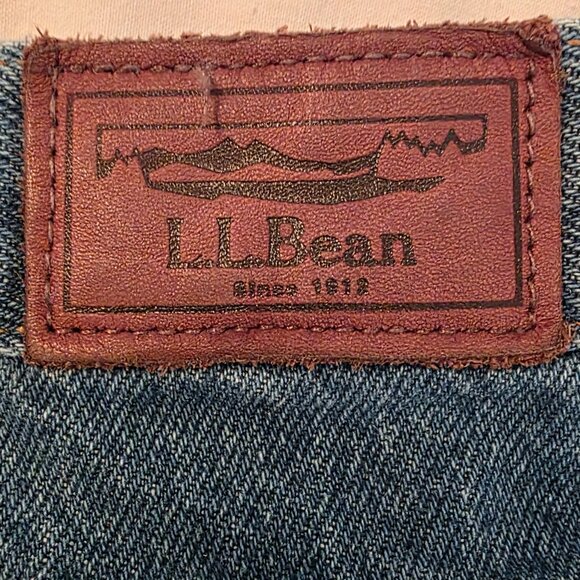 LL Bean men's denim jeans. size 34x30. - Picture 5 of 7